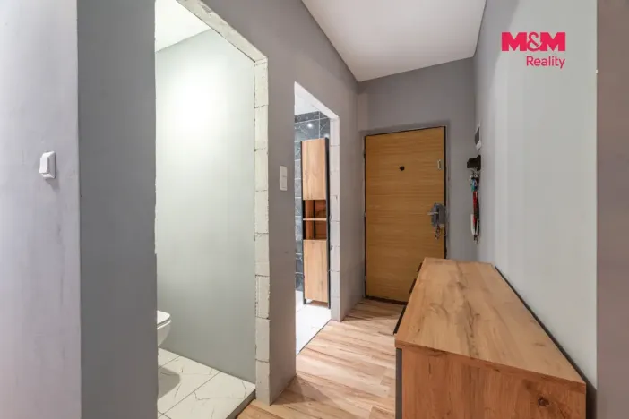 Prodej bytu 3+1, Kraslice, Pod nádražím, 68 m2