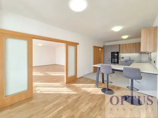 Pronájem bytu 4+1, Praha - Liboc, U silnice, 200 m2