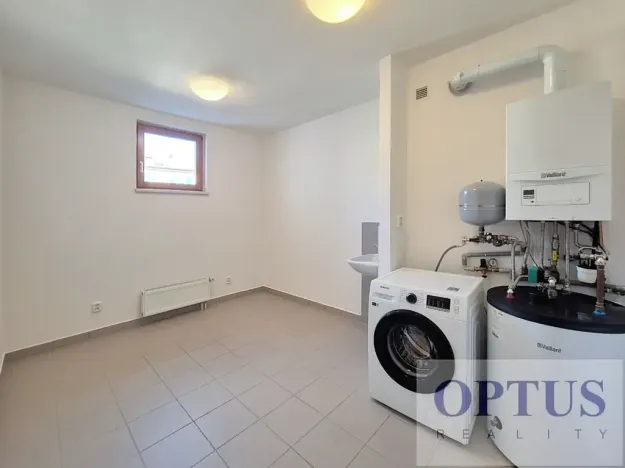 Pronájem bytu 4+1, Praha - Liboc, U silnice, 200 m2