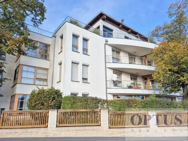 Pronájem bytu 4+1, Praha - Liboc, U silnice, 200 m2