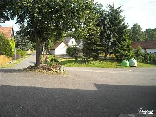 Prodej pozemku, Nové Dvory, 2443 m2