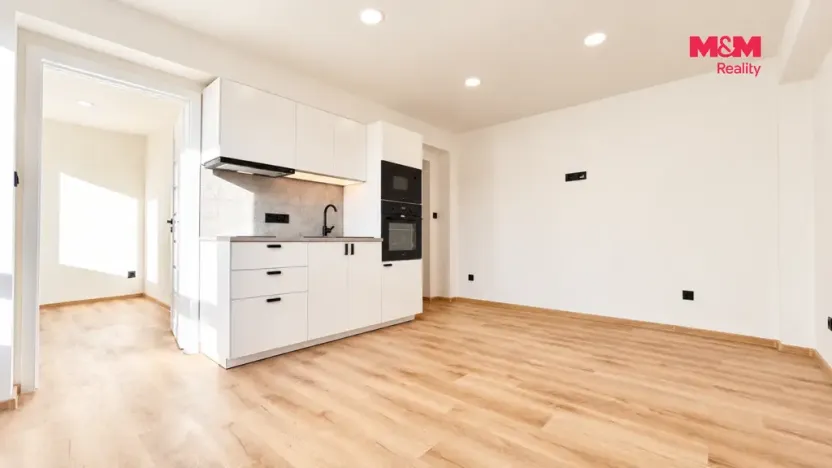 Pronájem bytu 2+kk, Nymburk, Jiřího Wolkera, 34 m2