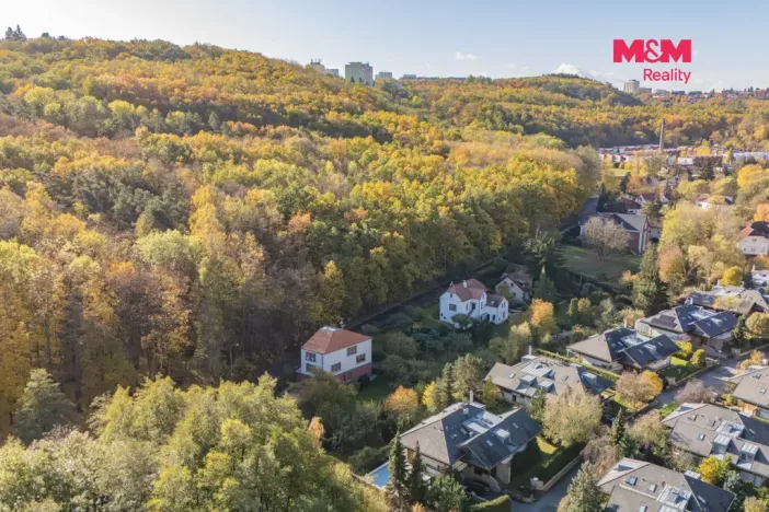 Prodej rodinného domu, Praha - Dejvice, V Šáreckém údolí, 230 m2