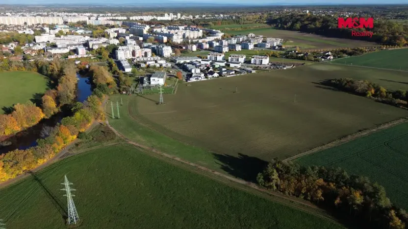 Prodej komerčního pozemku, Hradec Králové - Třebeš, 6364 m2