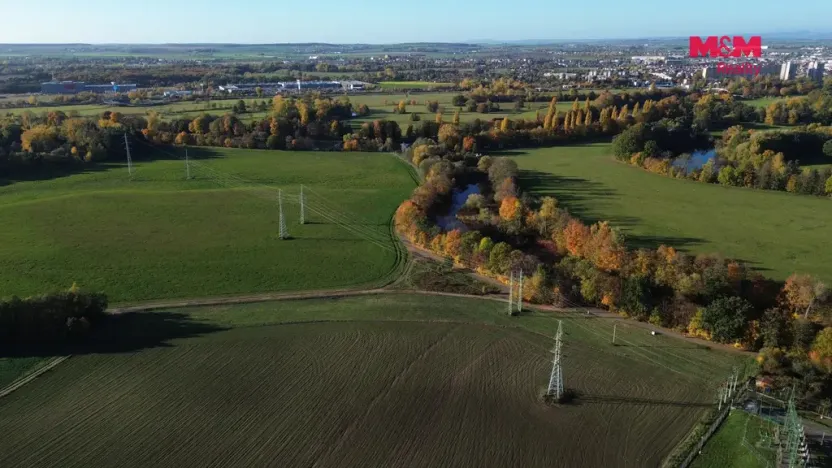 Prodej komerčního pozemku, Hradec Králové - Třebeš, 6364 m2