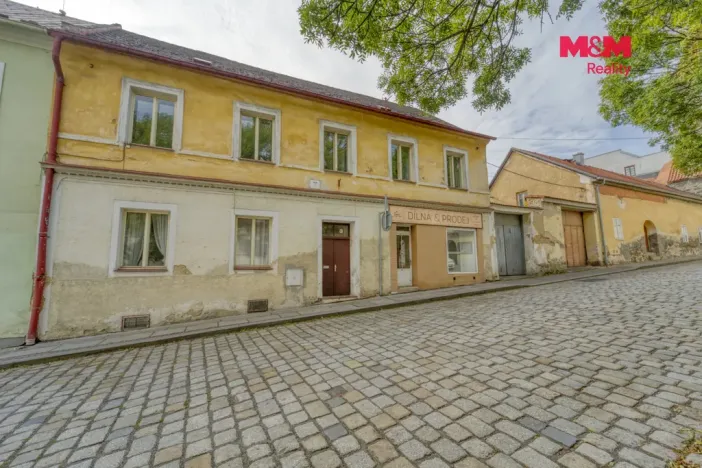 Prodej rodinného domu, Domažlice - Dolejší Předměstí, Husova třída, 188 m2