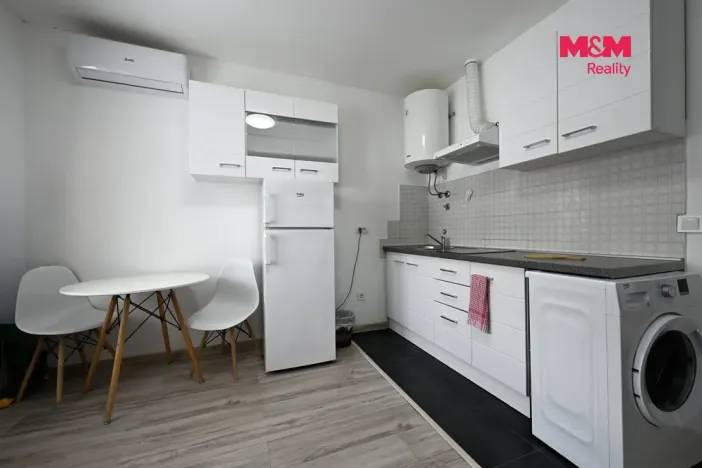 Prodej rodinného domu, Přelouč, B. Němcové, 160 m2