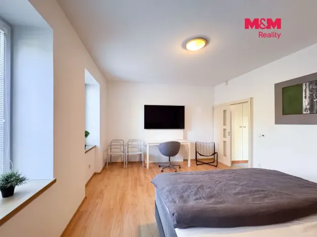 Pronájem bytu 1+1, Praha - Košíře, Píseckého, 37 m2