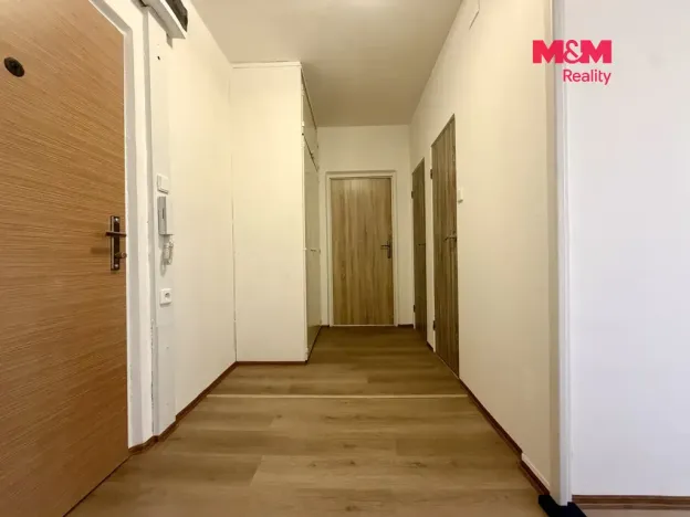 Pronájem bytu 2+1, Chomutov, Holešická, 63 m2