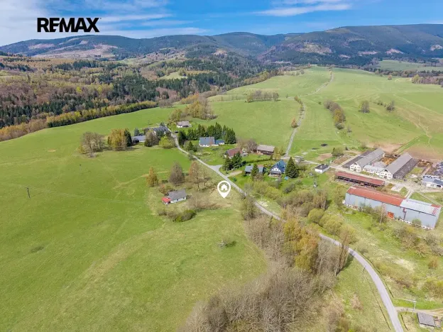 Prodej pozemku pro bydlení, Staré Město, 1438 m2