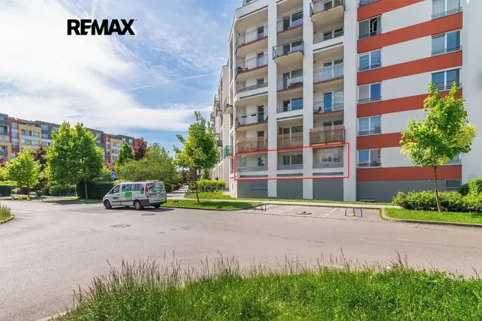 Pronájem bytu 2+kk, Praha - Zličín, Sazovická, 48 m2