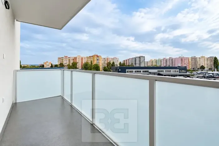 Pronájem bytu 2+kk, České Budějovice, Generála Klapálka, 55 m2