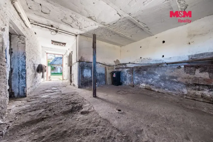 Prodej zemědělské usedlosti, Dobrovice - Libichov, 300 m2