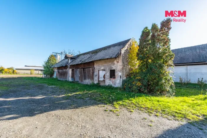 Prodej zemědělské usedlosti, Dobrovice - Libichov, 300 m2