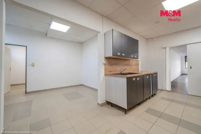 Pronájem obchodního prostoru, Most, Obránců míru, 150 m2