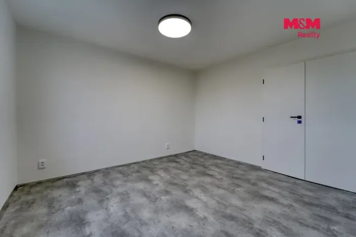 Pronájem bytu 2+1, Plzeň - Doubravka, Smrková, 56 m2