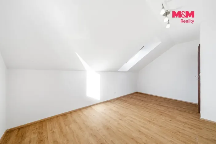 Prodej rodinného domu, Velký Týnec, Sadová, 154 m2