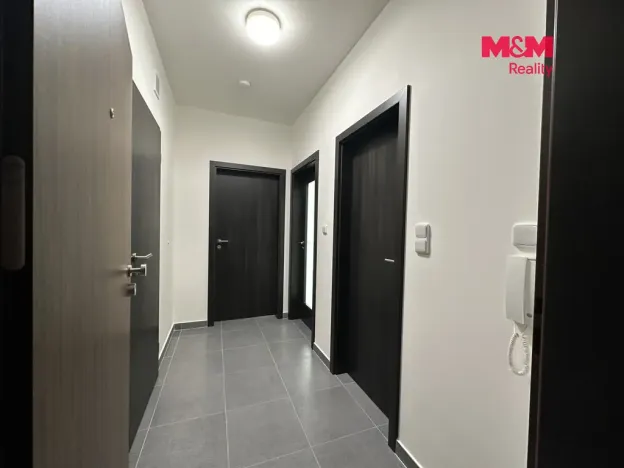 Pronájem bytu 2+kk, Praha - Dolní Měcholupy, Honzíkova, 54 m2