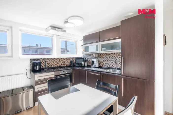 Pronájem bytu 2+kk, Hostivice, Unhošťská, 45 m2