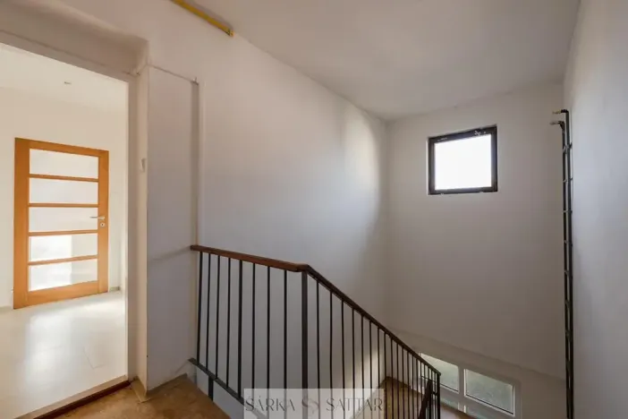 Pronájem bytu 3+kk, Praha - Smíchov, U Malvazinky, 83 m2