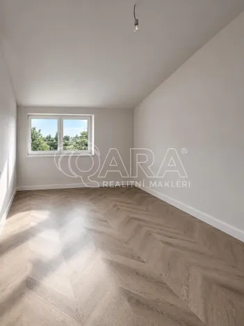 Prodej rodinného domu, Kamenice, Lomená, 156 m2