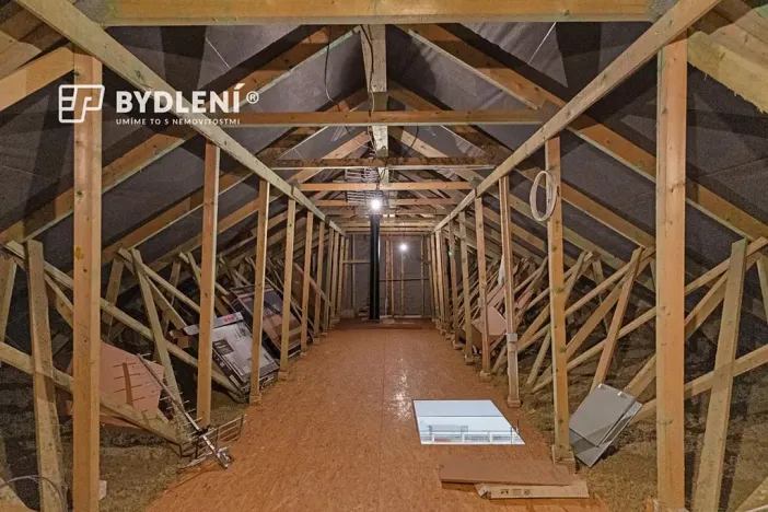 Prodej rodinného domu, Píšťany, 112 m2