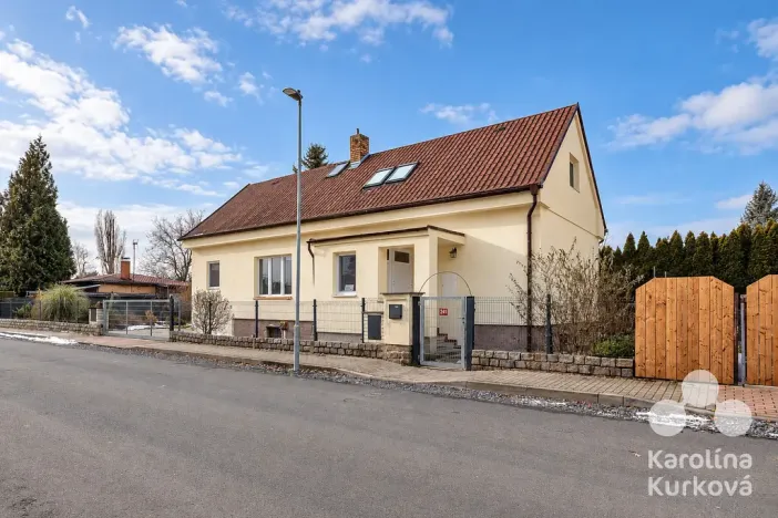 Pronájem rodinného domu, Káraný, K Přívozu, 165 m2