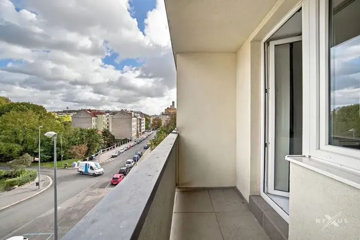 Pronájem bytu 2+1, Praha - Vršovice, Petrohradská, 59 m2