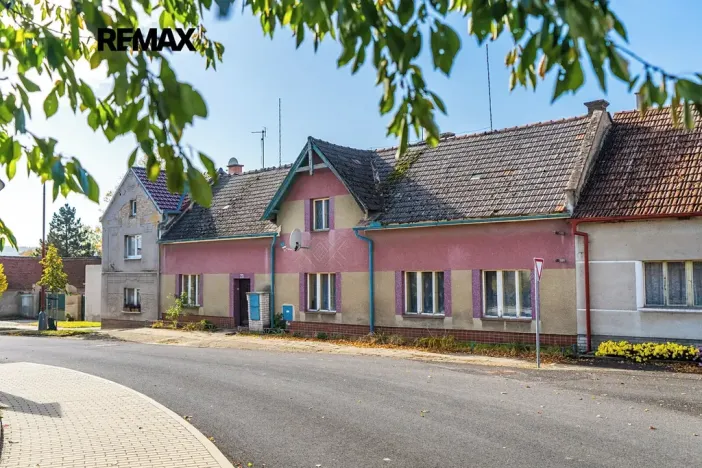 Prodej rodinného domu, Křesín, 141 m2
