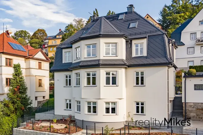 Pronájem bytu 3+1, Liberec, Šafaříkova, 87 m2