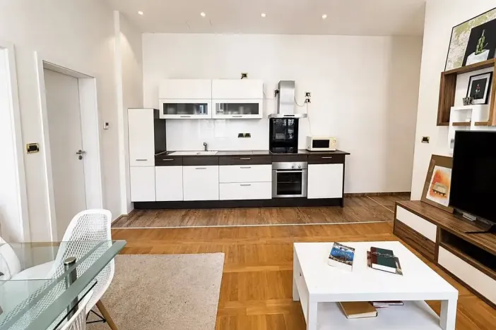 Pronájem bytu 3+kk, Praha - Smíchov, Holečkova, 60 m2