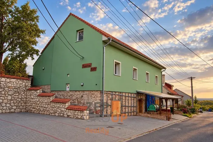 Prodej ubytování, Bavory, 289 m2