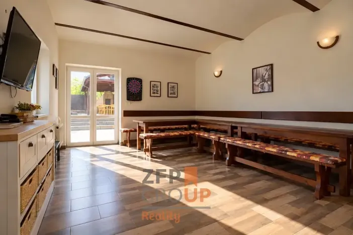Prodej ubytování, Bavory, 289 m2
