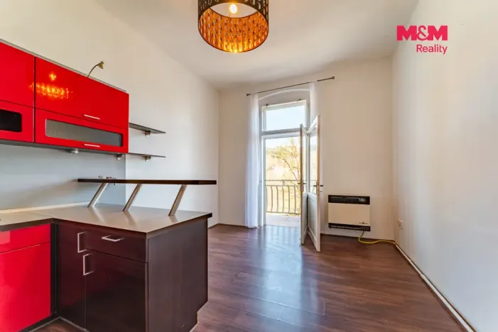 Prodej bytu 2+kk, Mariánské Lázně, Hlavní třída, 37 m2